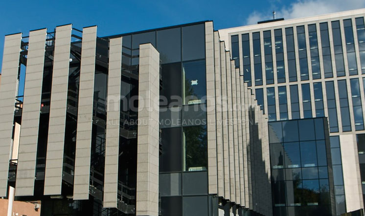 Krasina Business Center limestone cladding